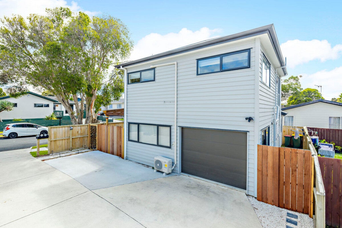 3A Hinton Place, Weymouth, Auckland - Carousel 2