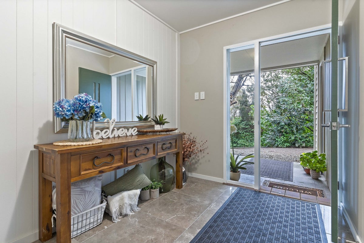 24 Titoki Street, Lansdowne, Masterton - Carousel 2