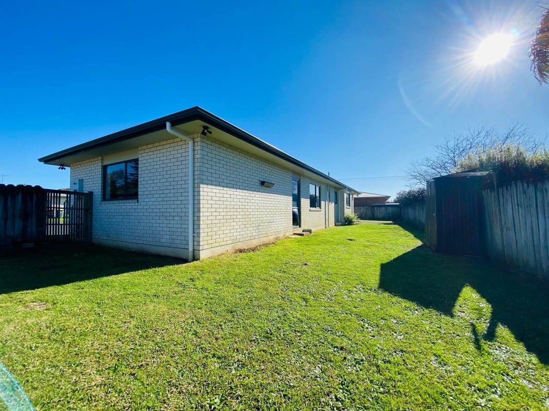 48 Kayes Road, Pukekohe, Pukekohe - Carousel 10