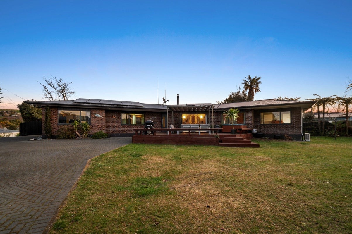 24 Kiwi Street, Springfield, Rotorua - Carousel 1