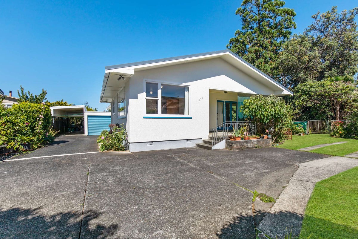29A Brassey Road, Saint Johns Hill, Whanganui - Carousel 1