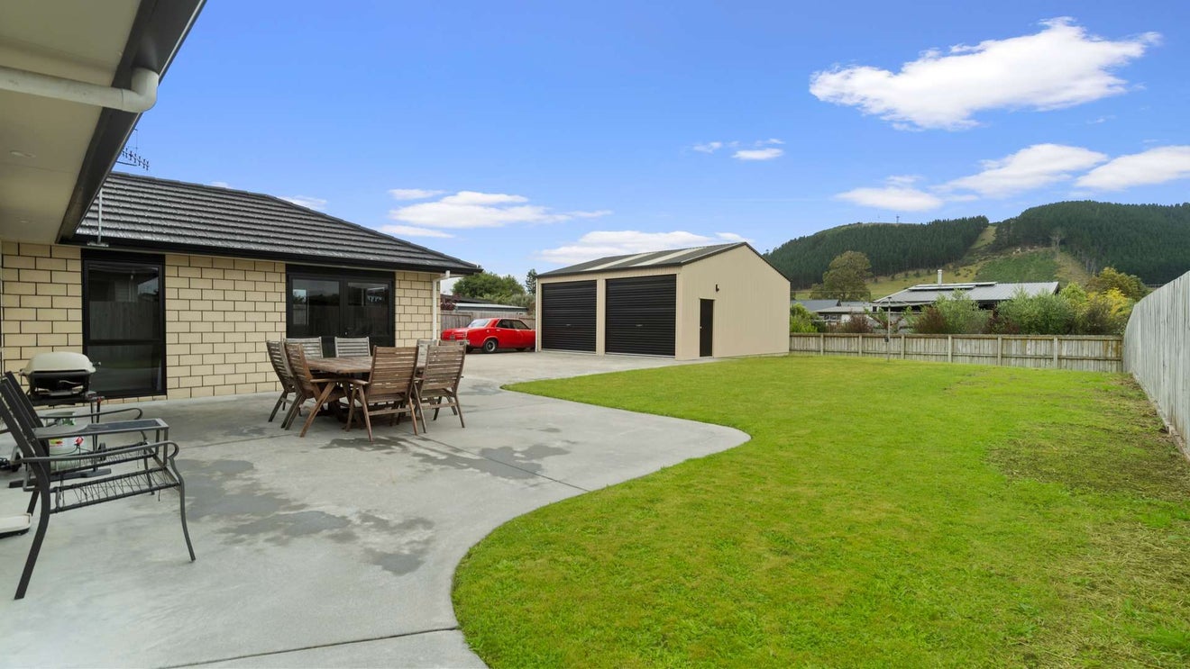 14 Oakland Place, Ngongotaha, Rotorua - Carousel 1