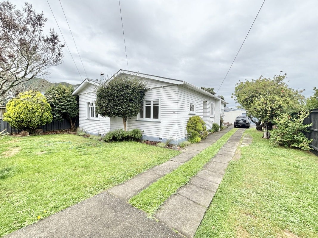 20 Waikare Avenue, Waiwhetu, Lower Hutt - Carousel 1