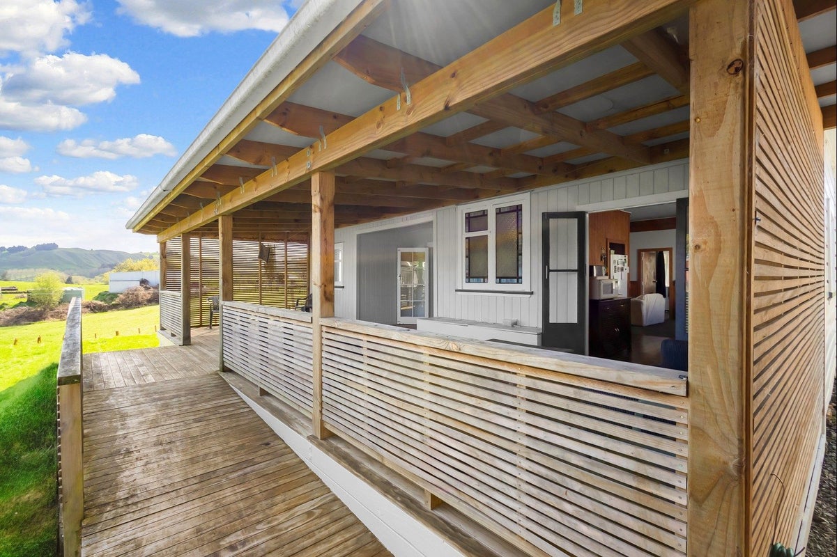 5 Phillips Street, Matiere - Carousel 2
