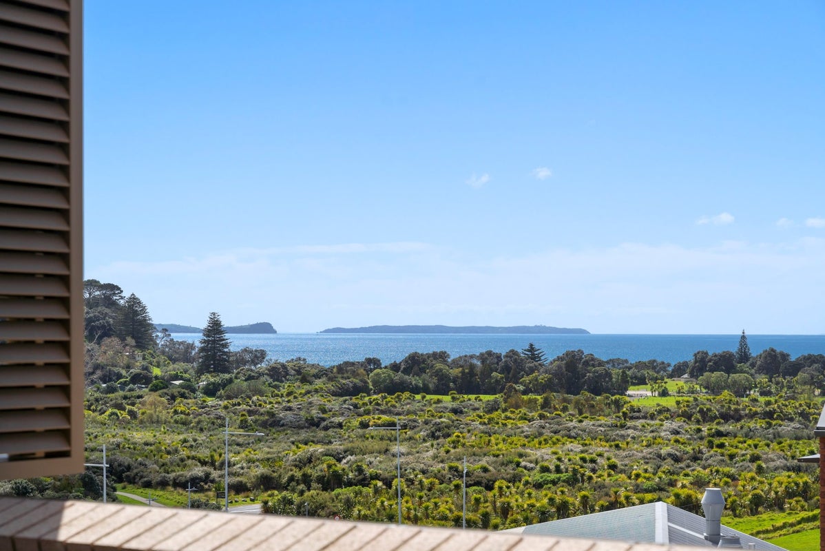 301/88 Te Oneroa Way, Long Bay, Auckland - Carousel 2