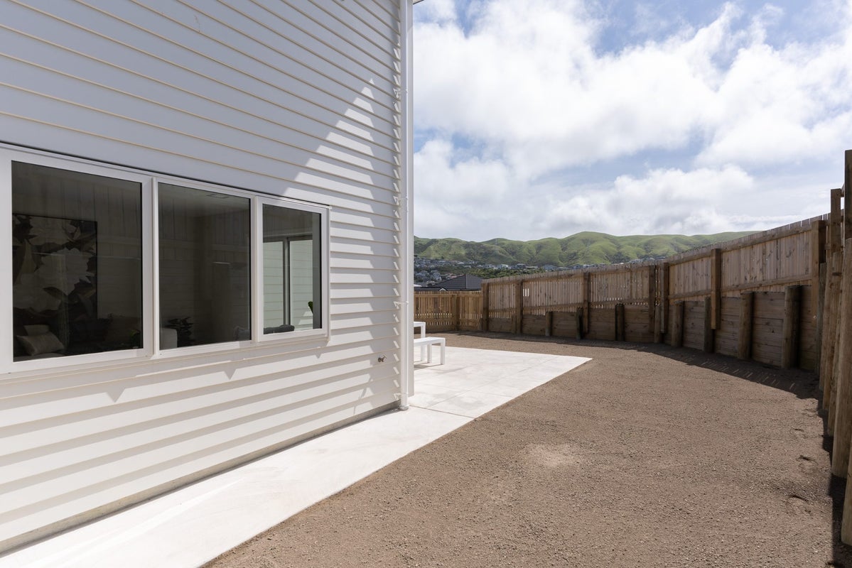 1 Pine Hill Rise, Glenside, Wellington - Carousel 32