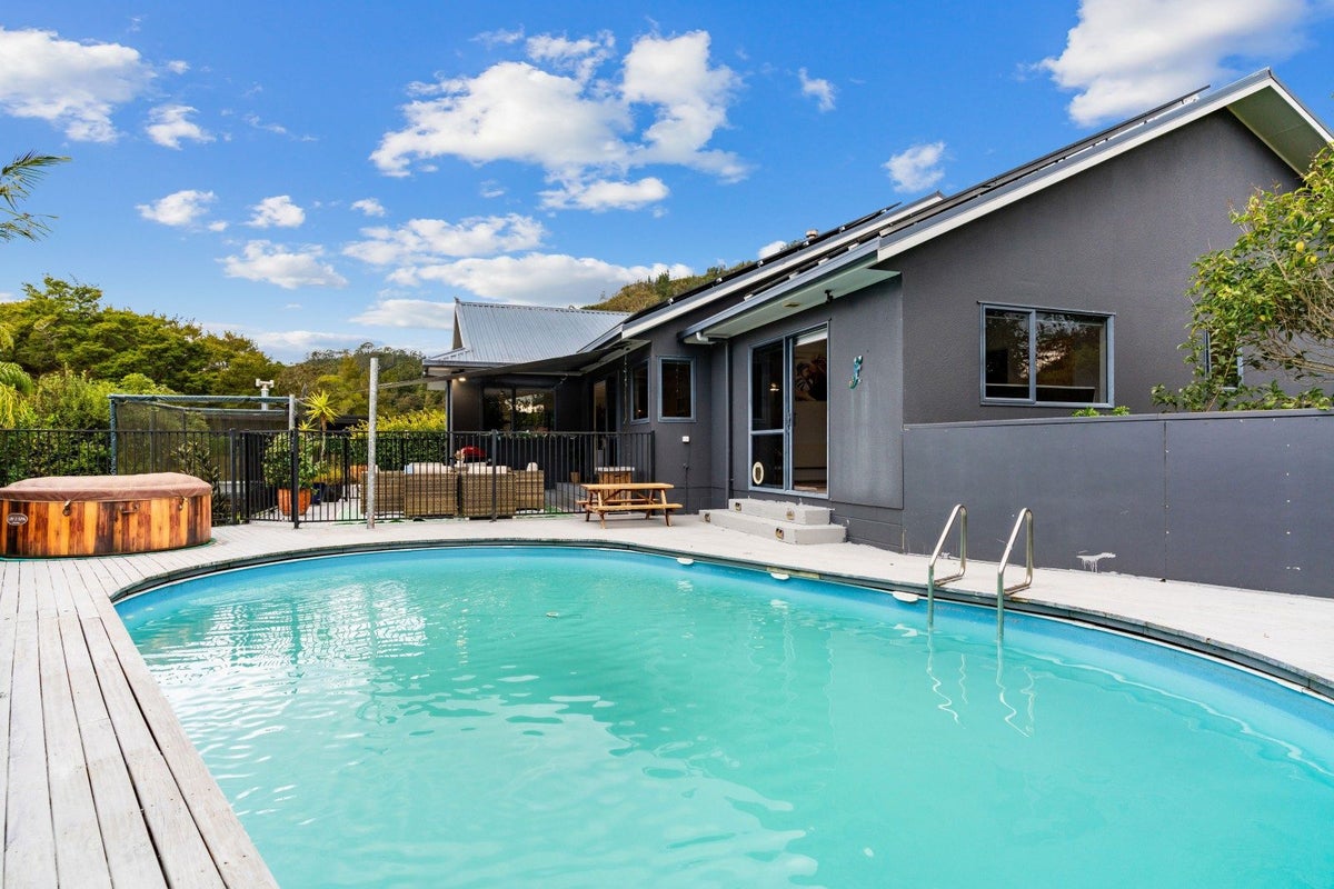 67 Whareora Road, Tikipunga, Whangarei - Carousel 1