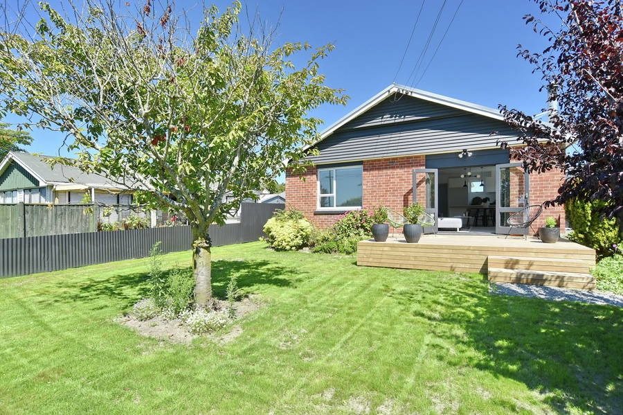 27 Swift Street, Belfast, Christchurch - Carousel 1