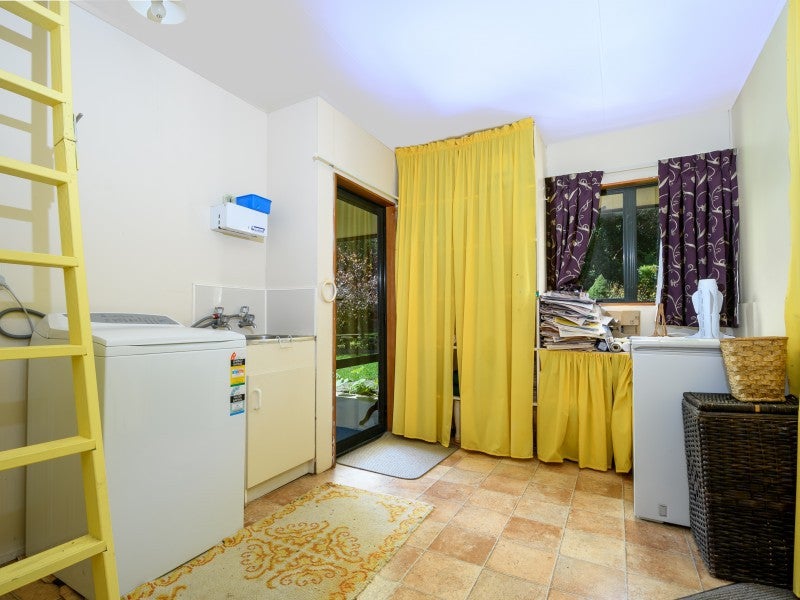 734 Kenepuru Road, MAHAU SOUND - Carousel 22