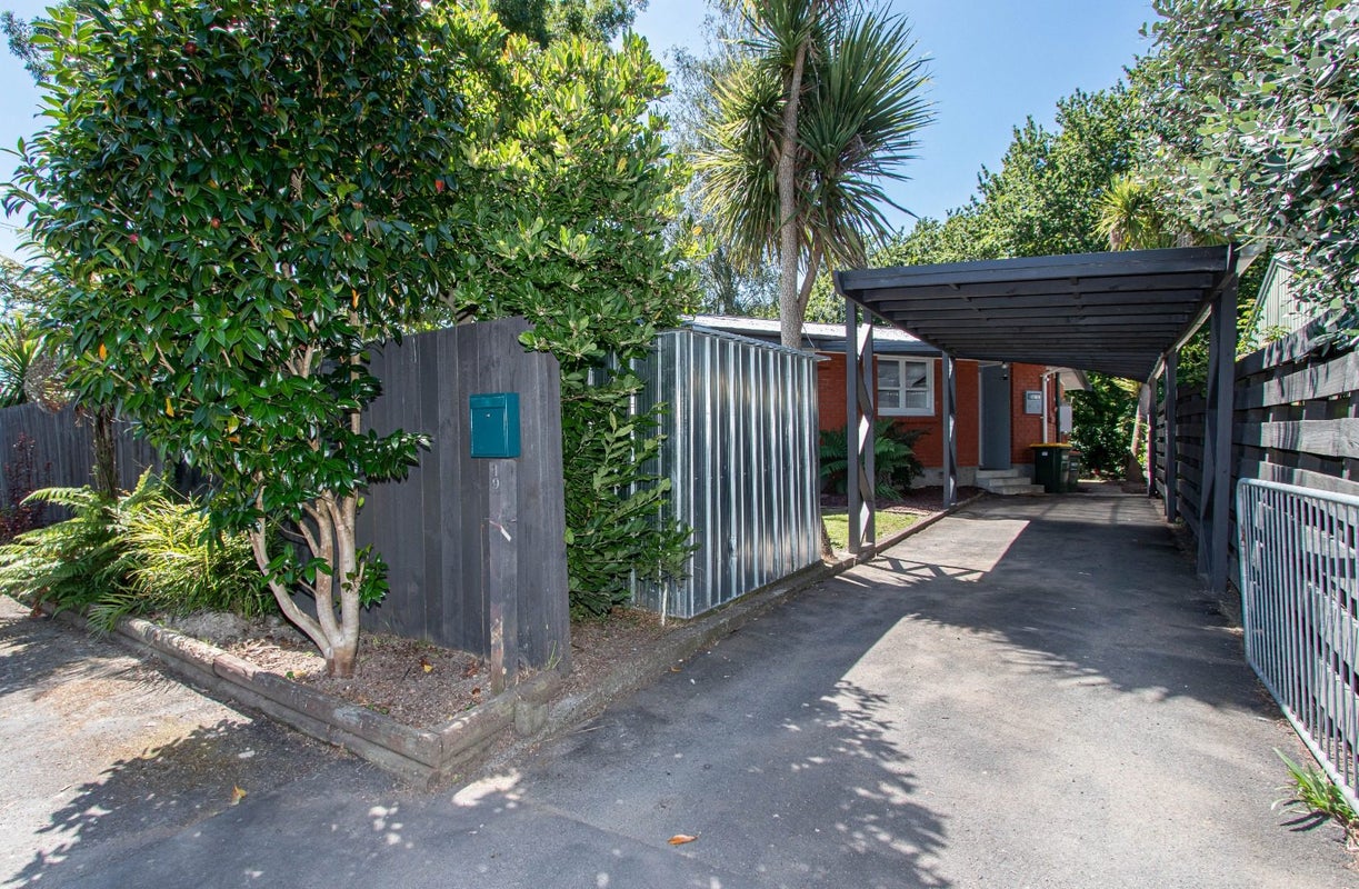 19 Eton Drive, Hillcrest, Hamilton - Carousel 21