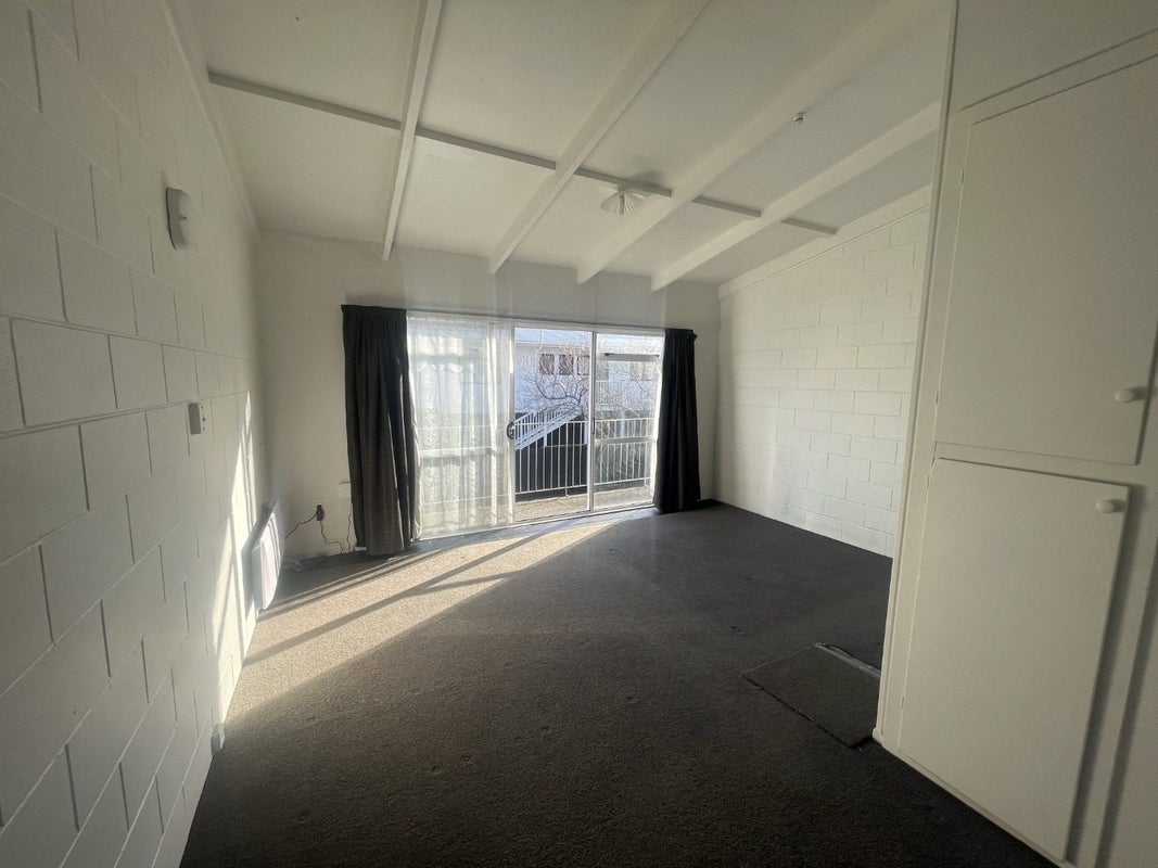 8/30 Fairburn Road, Otahuhu, Auckland - Carousel 1