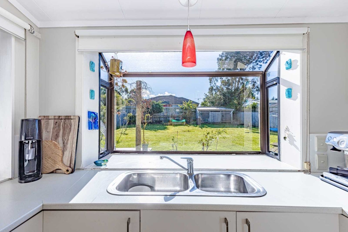 125 Mount View Road, Bastia Hill, Whanganui - Carousel 1