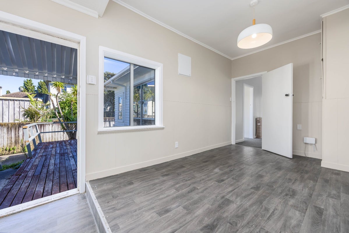 107A Richardson Road, Mount Albert, Auckland - Carousel 2