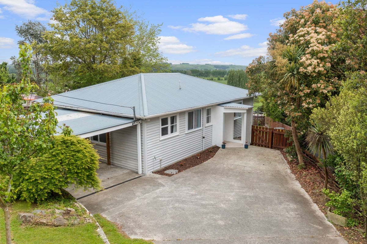 25 Pakefield Street, Balclutha - Carousel 1