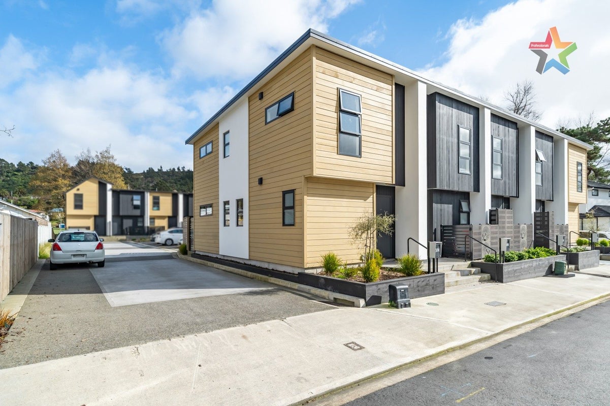 5/240 Stokes Valley Road, Stokes Valley, Lower Hutt - Carousel 2