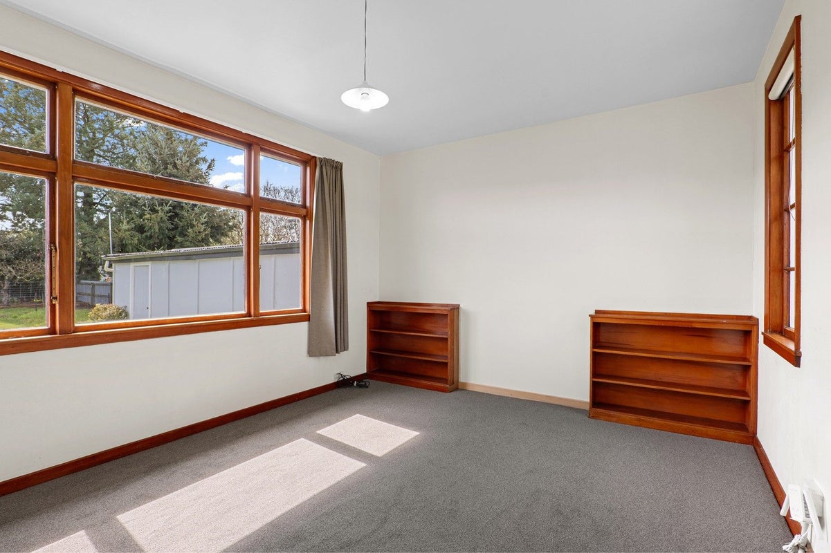 10 McDonald Street, Netherby, Ashburton - Carousel 2
