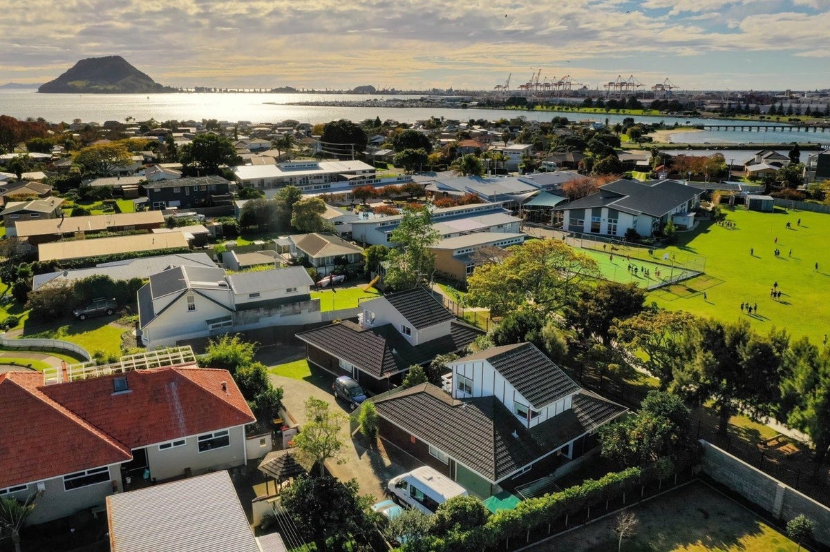 50B Andrew Place, Otumoetai, Tauranga - Carousel 16