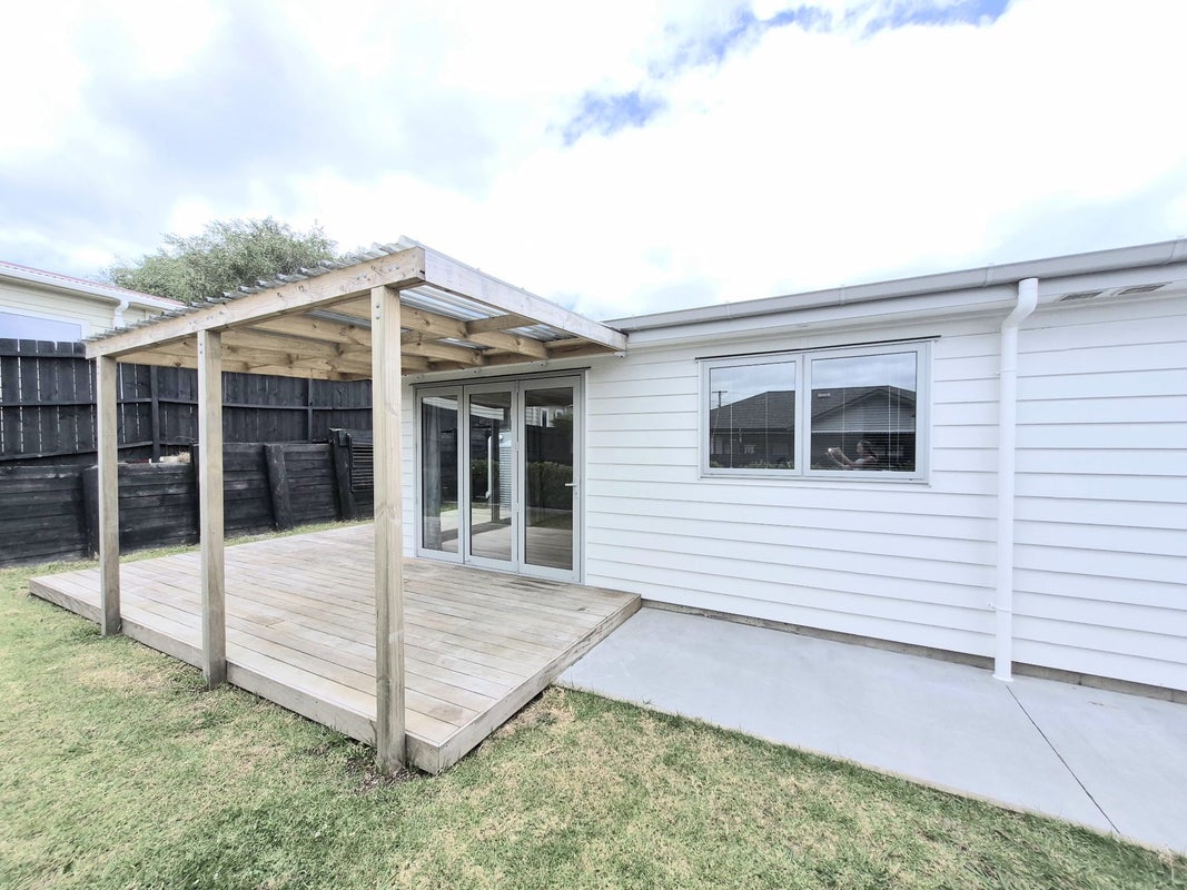 8 Bell Road, Beachlands, Auckland - Carousel 10