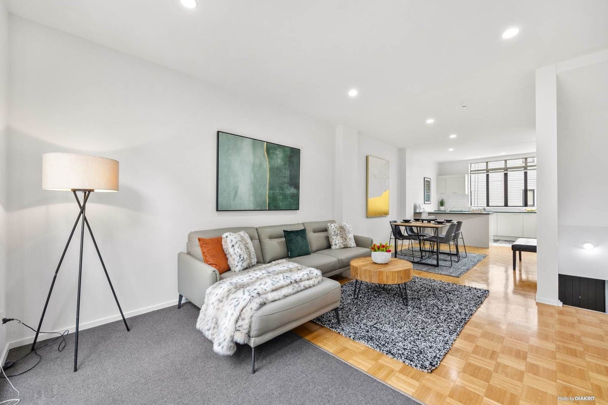 28/17 Lyon avenue, St Lukes, Auckland - Carousel 2