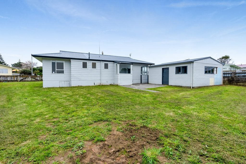 12 Veronica Place, Bell Block, New Plymouth - Carousel 23
