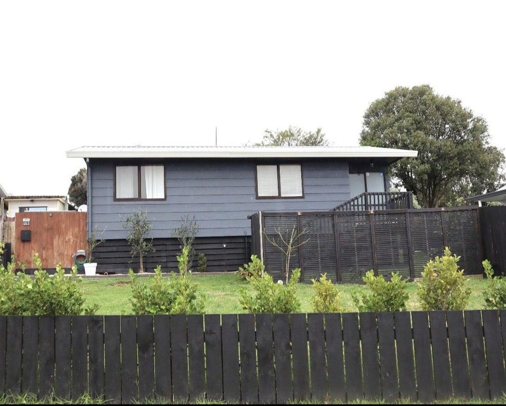 1/5 Inca Place, Red Hill, Papakura - Carousel 1