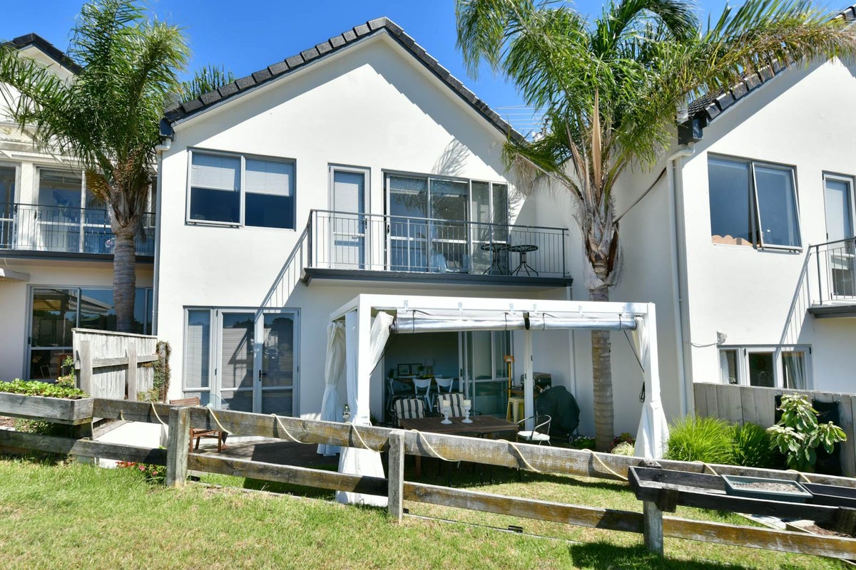 39 Alverna View, GULF HARBOUR, WHANGAPARAOA - Carousel 1