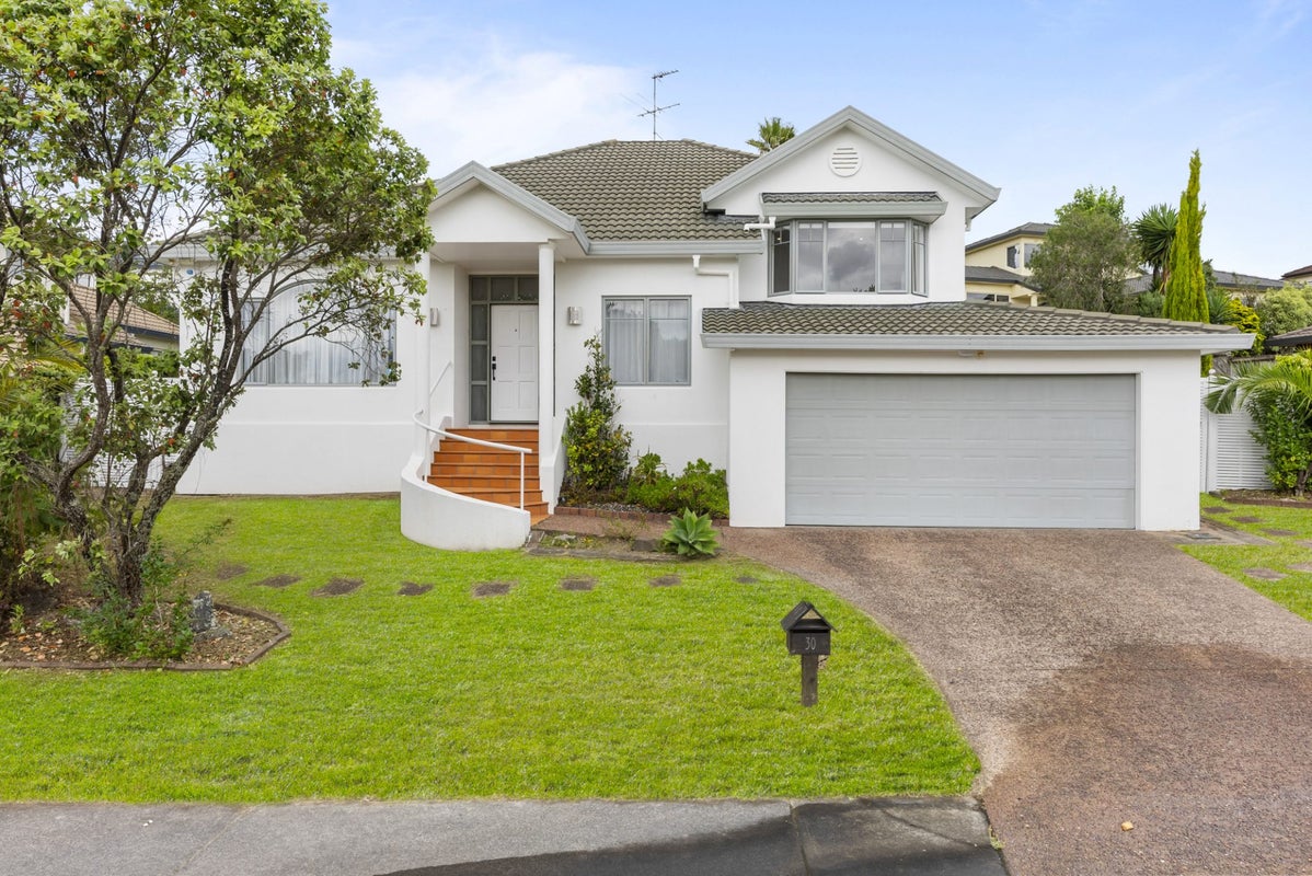 30 Mandeville Place, Unsworth Heights, Auckland - Carousel 1