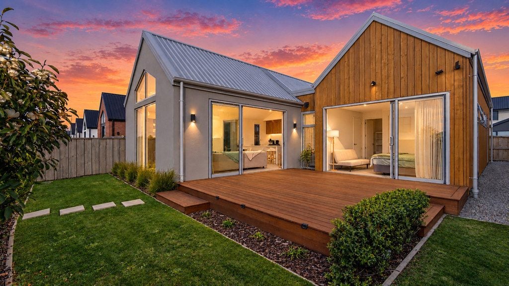 3/1 Hebe Lane, Belfast, Christchurch City, Canterbury - Carousel 1