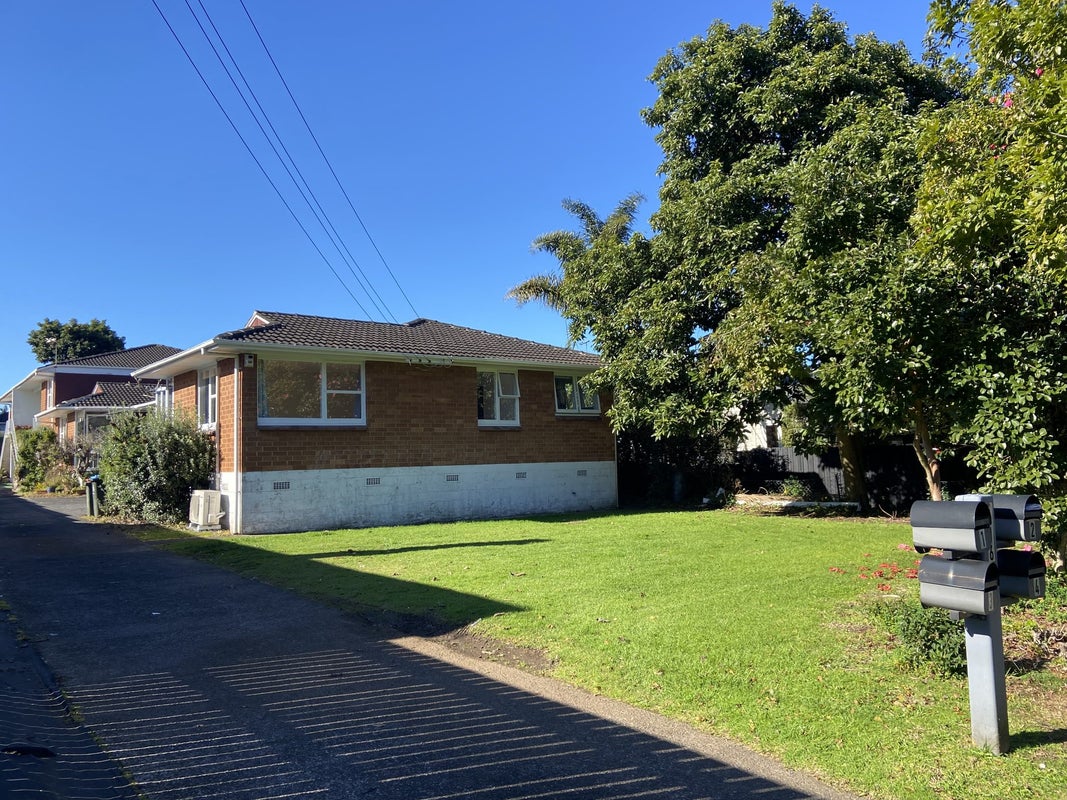 1/116 Richardson Road, Owairaka, Auckland - Carousel 14