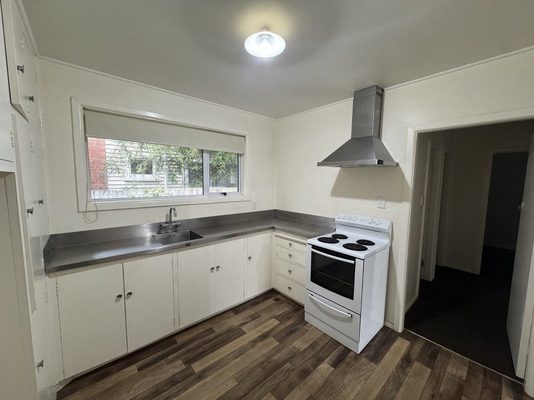 3/29 Office Road, Merivale, Christchurch - Carousel 2