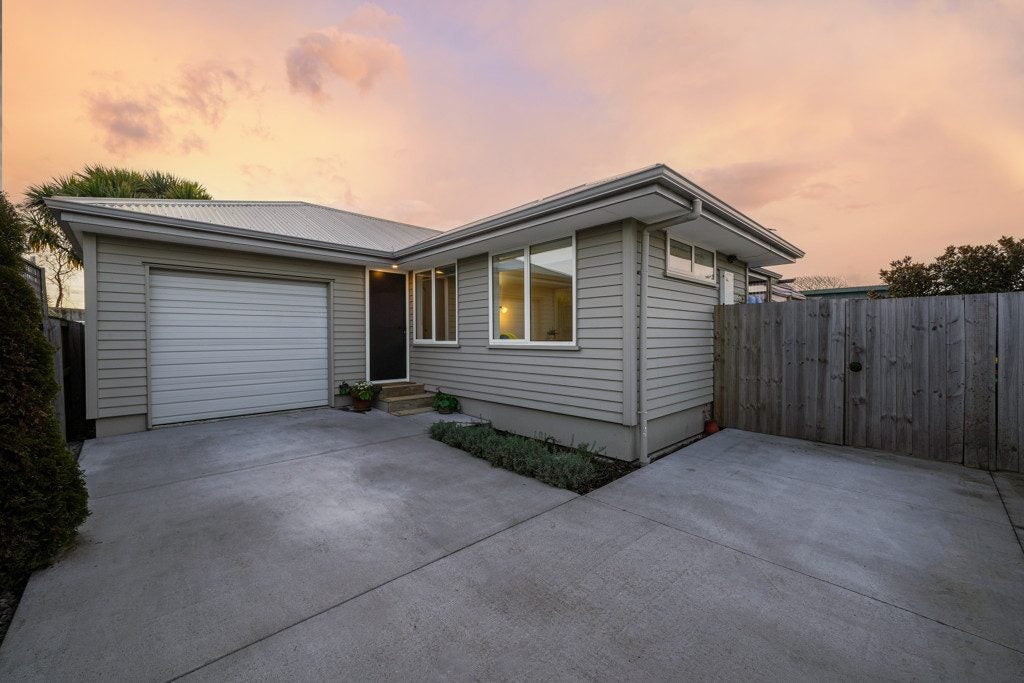 3/166 Palmers Road, New Brighton, Christchurch - Carousel 1