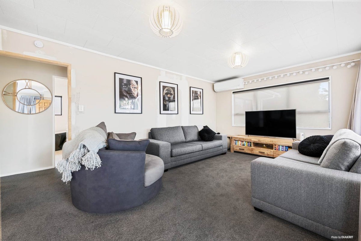 12 Westhaven Place, Tuakau, Tuakau - Carousel 2