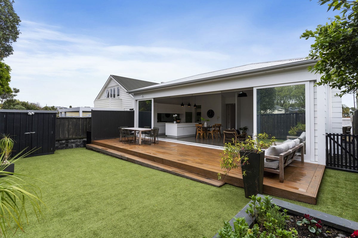 14 Wellpark Avenue, Grey Lynn, Auckland - Carousel 1