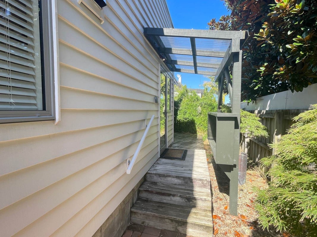 19 Treeway, Sunnyhills, Auckland - Carousel 6