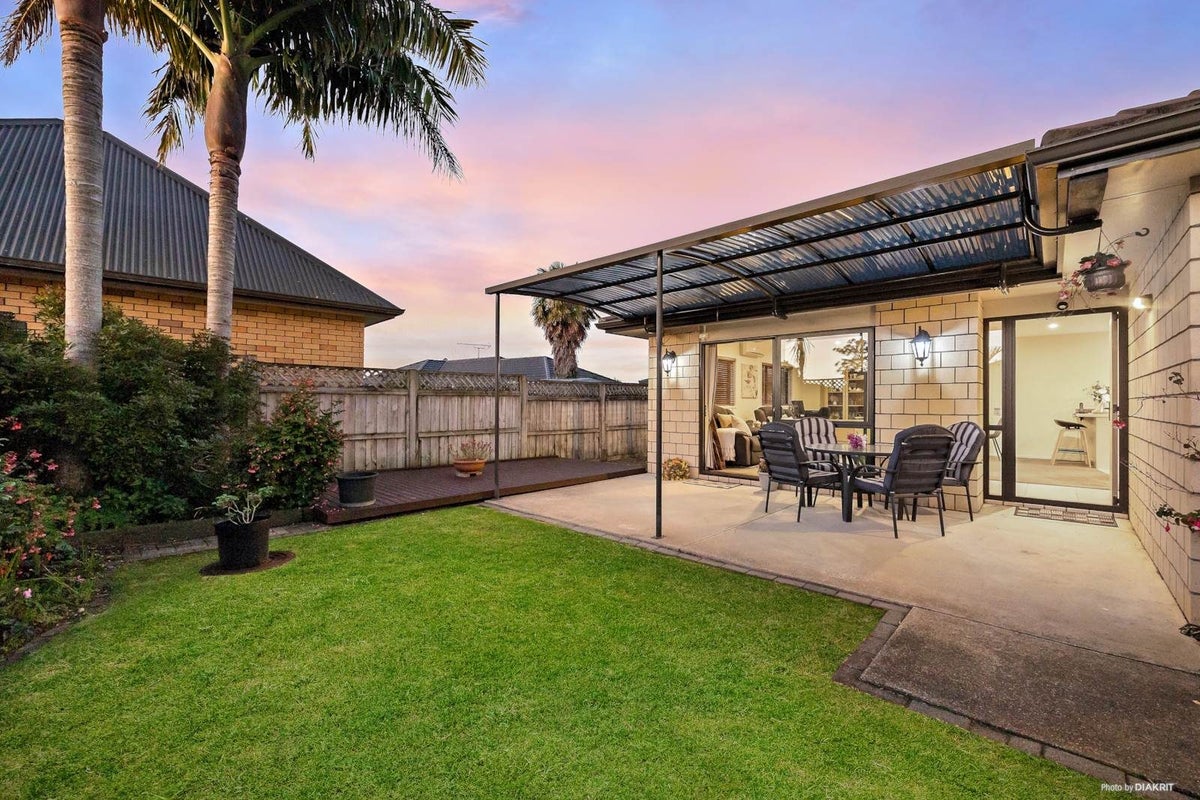 21A Ridgeway Road, Pukekohe, Auckland - Carousel 1