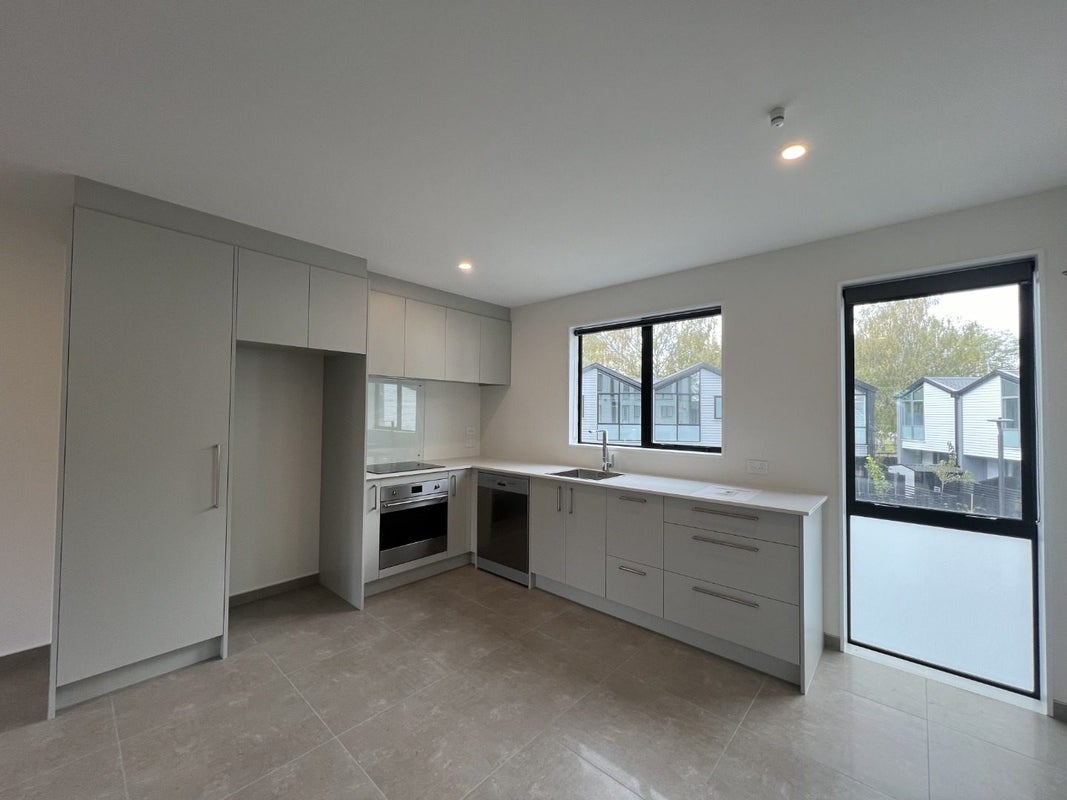 29/27 Harewood Road, Papanui, Christchurch - Carousel 1