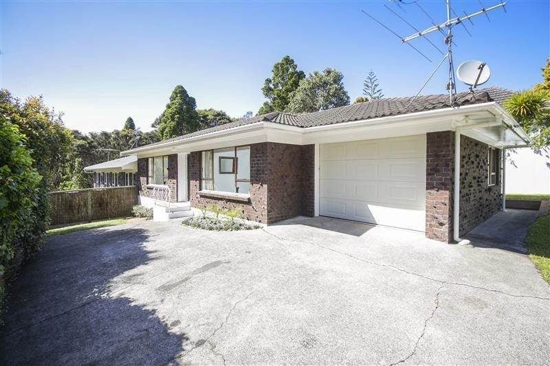 174 Atkinson Road, Titirangi, Auckland - Carousel 1