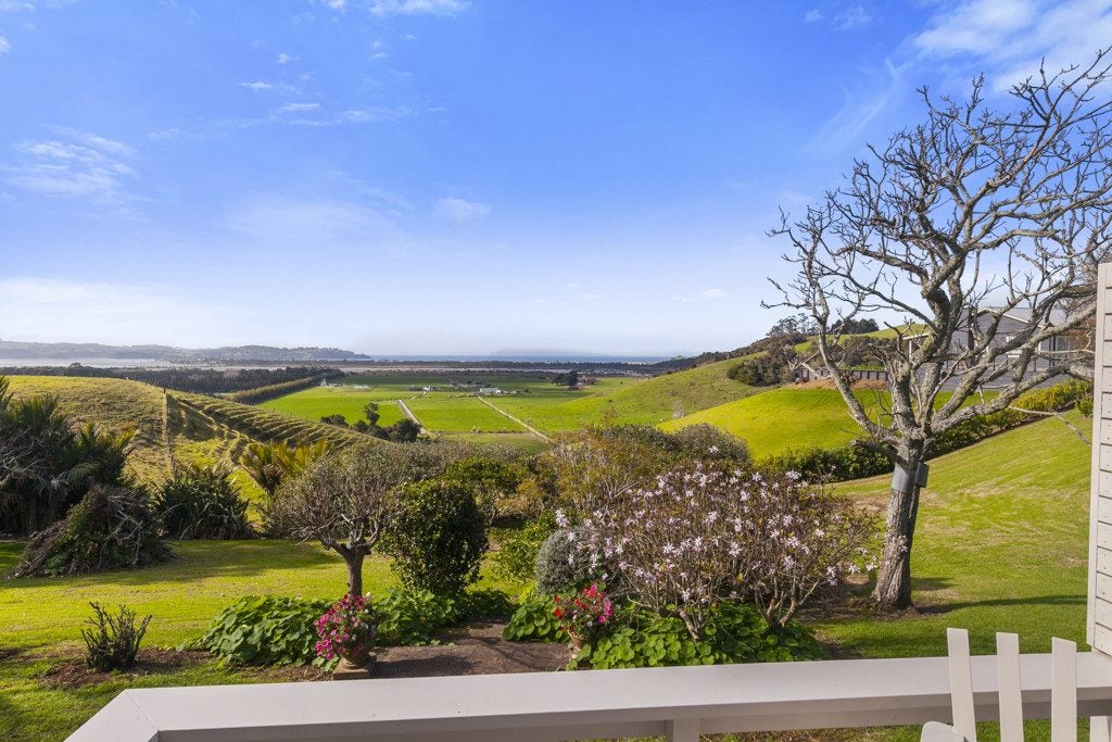 317 Takatu Road, Tawharanui Peninsula, Matakana - Carousel 20