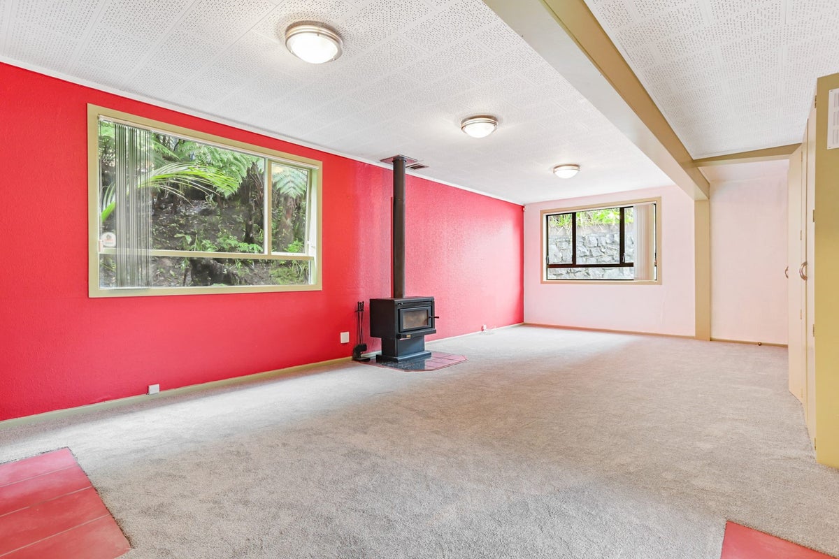 202 Godley Road, Titirangi, Auckland - Carousel 2