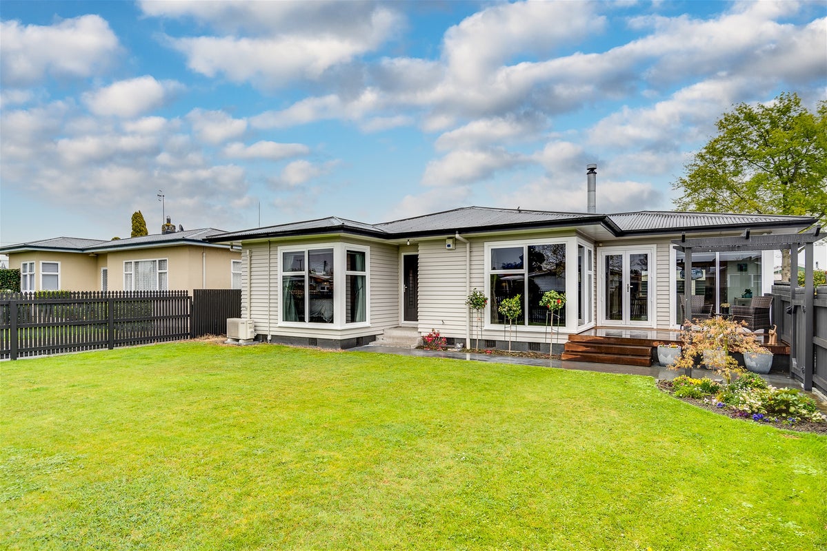 13 Tyndale Street, Onekawa, Napier - Carousel 1