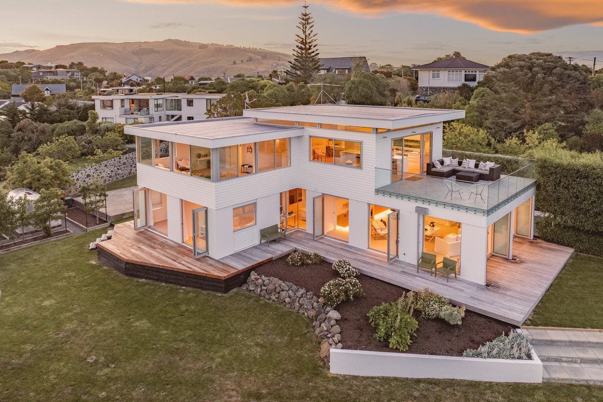 45 Taylors Mistake Road, Scarborough, Christchurch - Carousel 1
