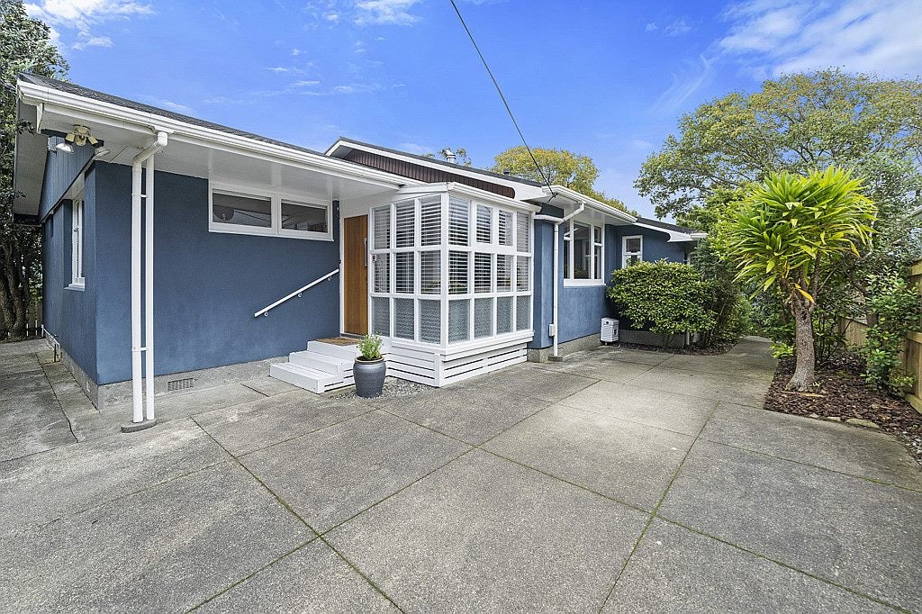 26 Parnell Street, Fairfield, Lower Hutt - Carousel 2