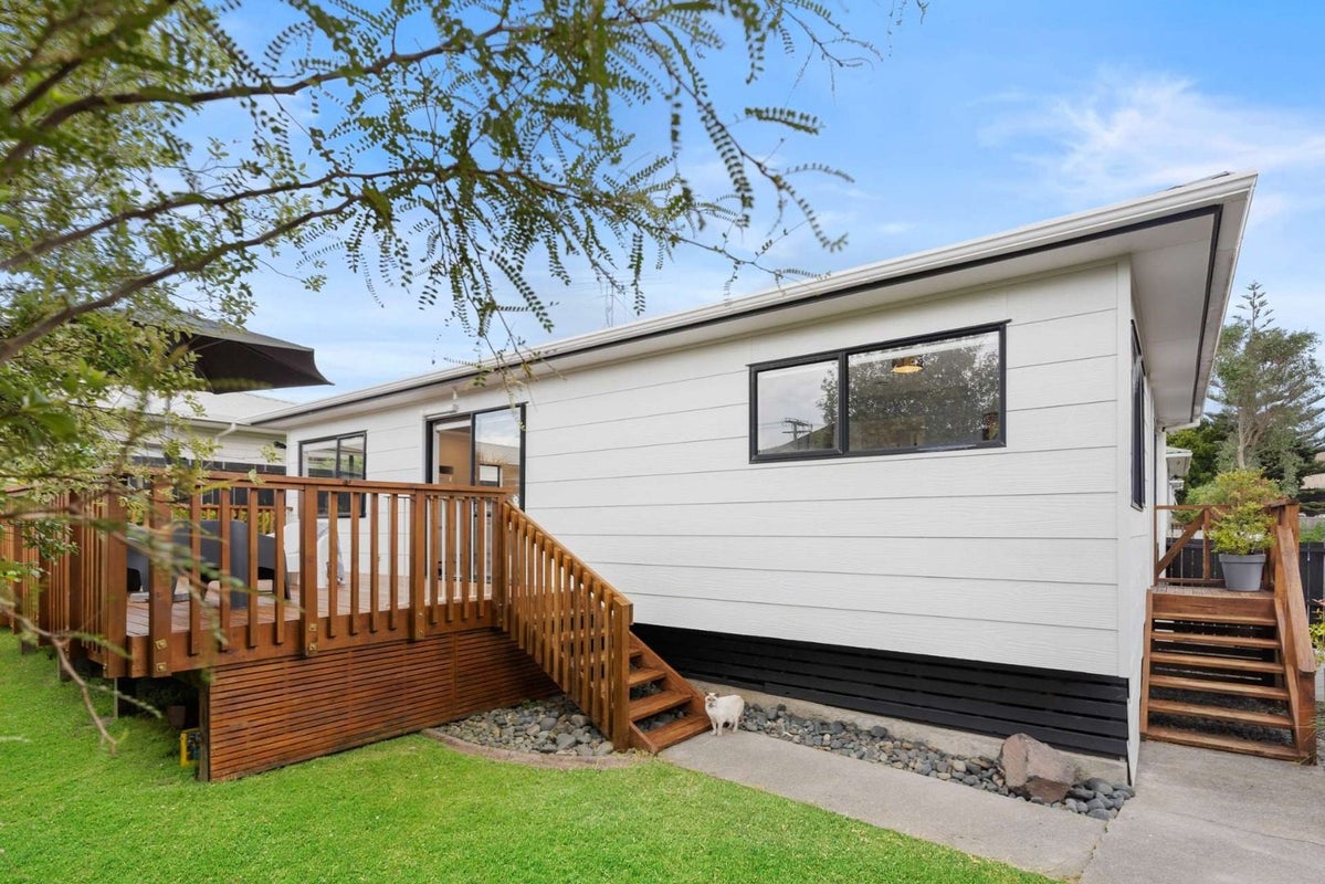 2/42 Eaglehurst Road, Ellerslie, Auckland - Carousel 10
