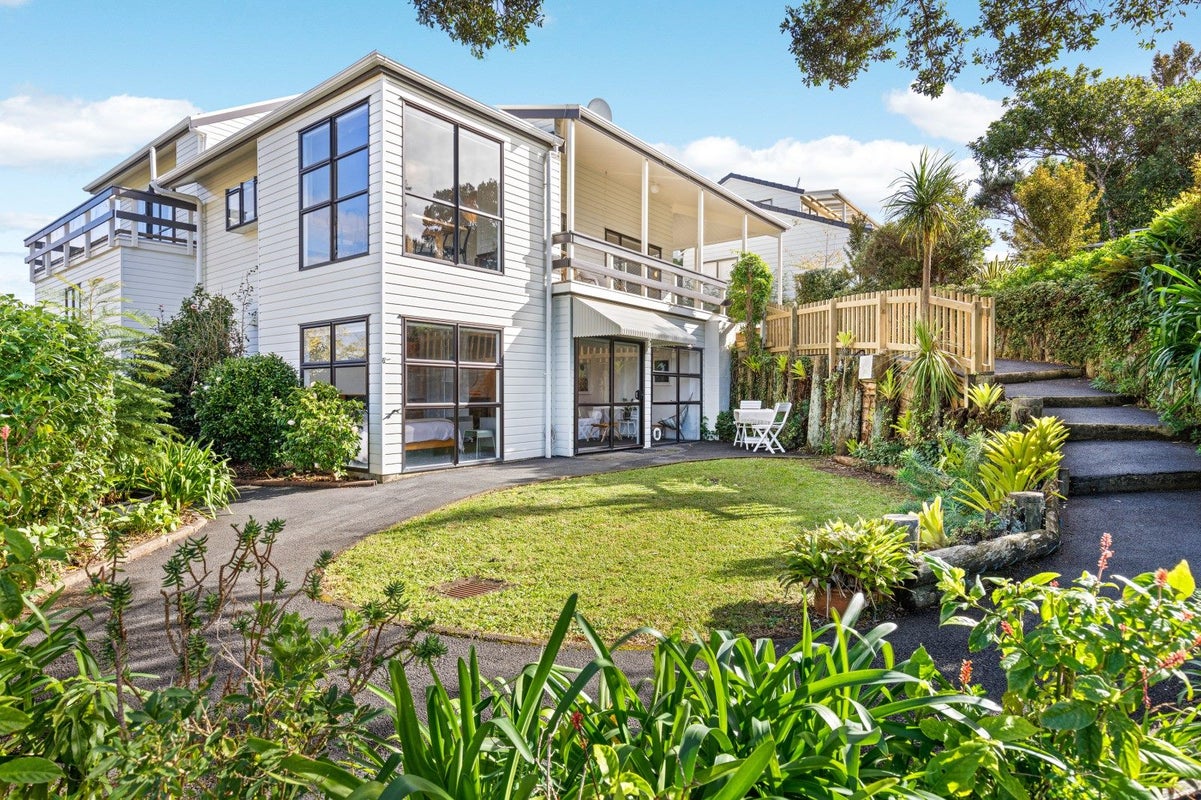 51 Fidelis Avenue, Snells Beach, Snells Beach - Carousel 2