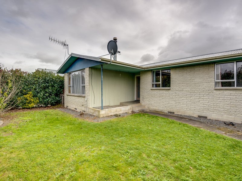 11 Kirkcaldy Place, Flaxmere, Hastings - Carousel 1