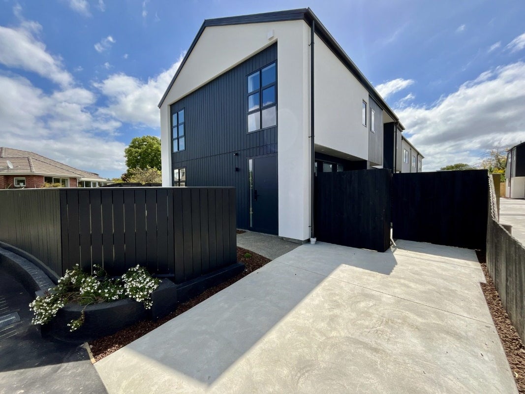 1/25 Evesham Crescent, Spreydon, Christchurch - Carousel 1