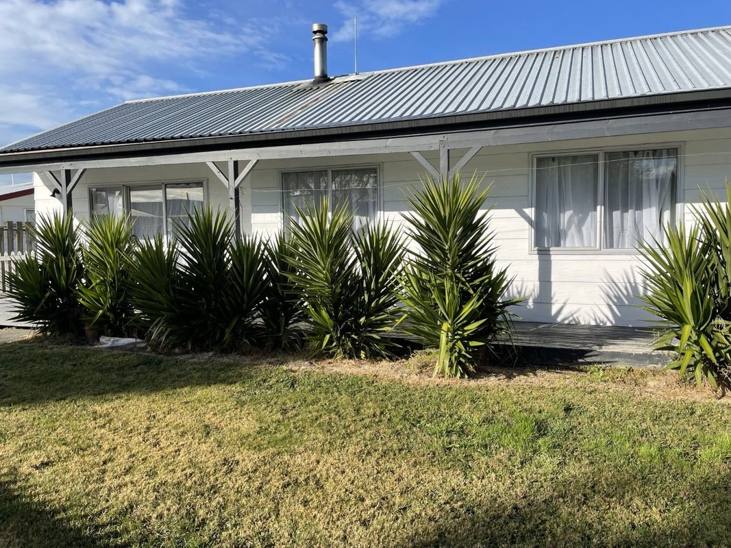 9A Kilkee Terrace, Flaxmere, Hastings - Carousel 1