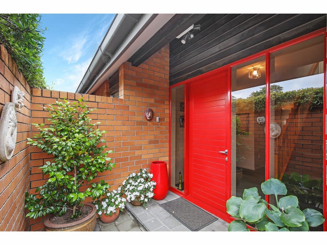 2/35 Glenburn Place, Avonhead, Christchurch - Carousel 1