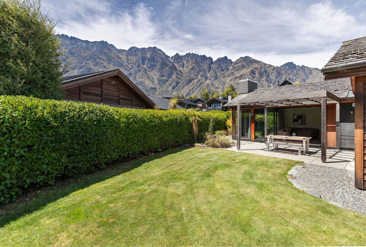 18 Rannoch Drive, Jacks Point, Queenstown - Carousel 18