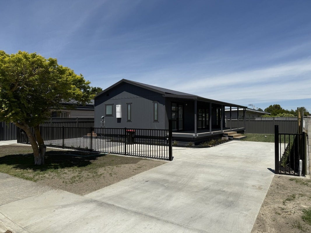 805 Dufferin Street, Akina, Hastings - Carousel 1